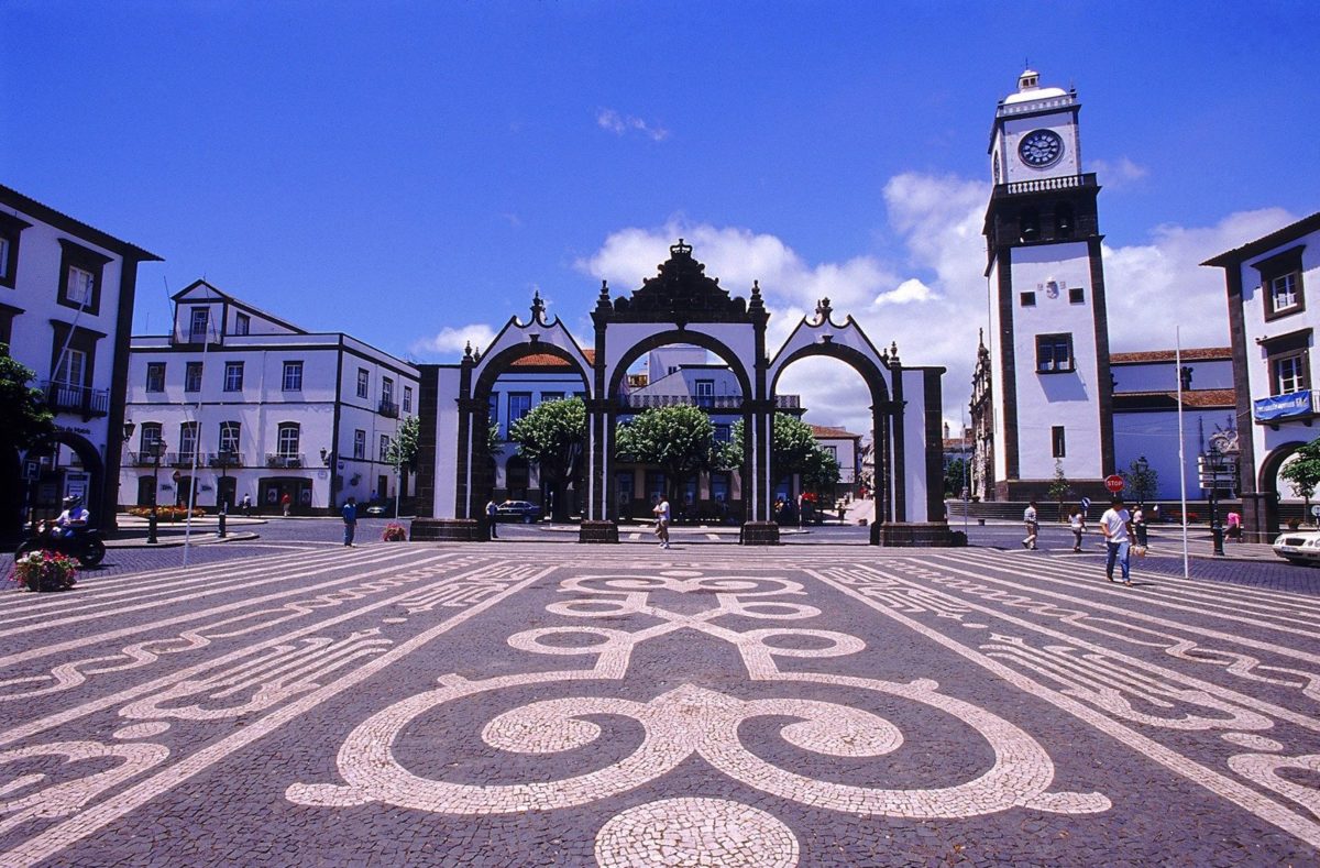 Ponta Delgada à visiter en voyage organisé aux Açores