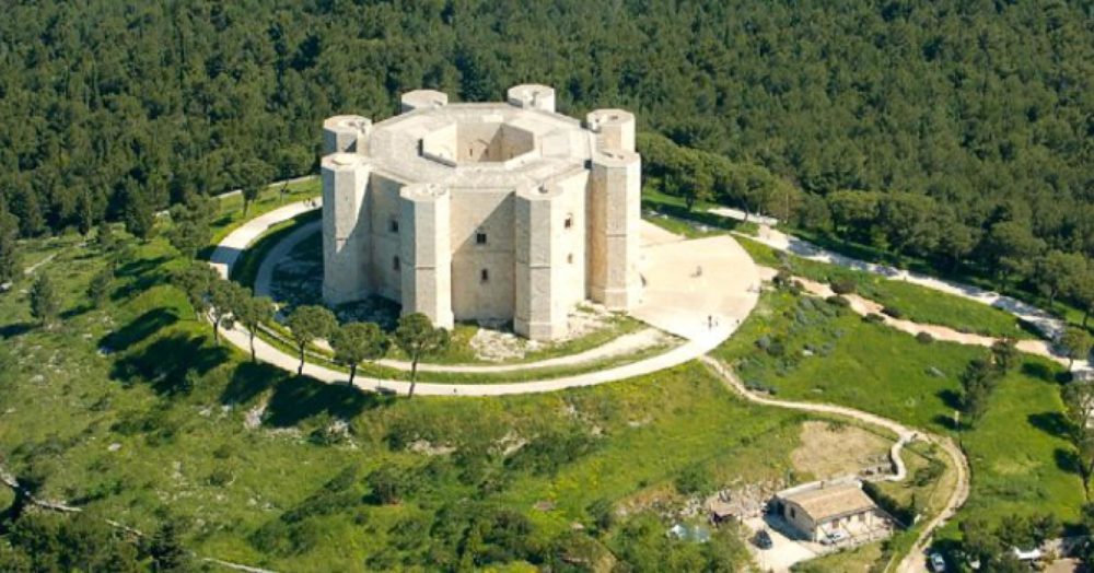 Castel del Monte circuit dans les Pouilles