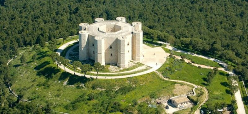 Castel del Monte circuit dans les Pouilles