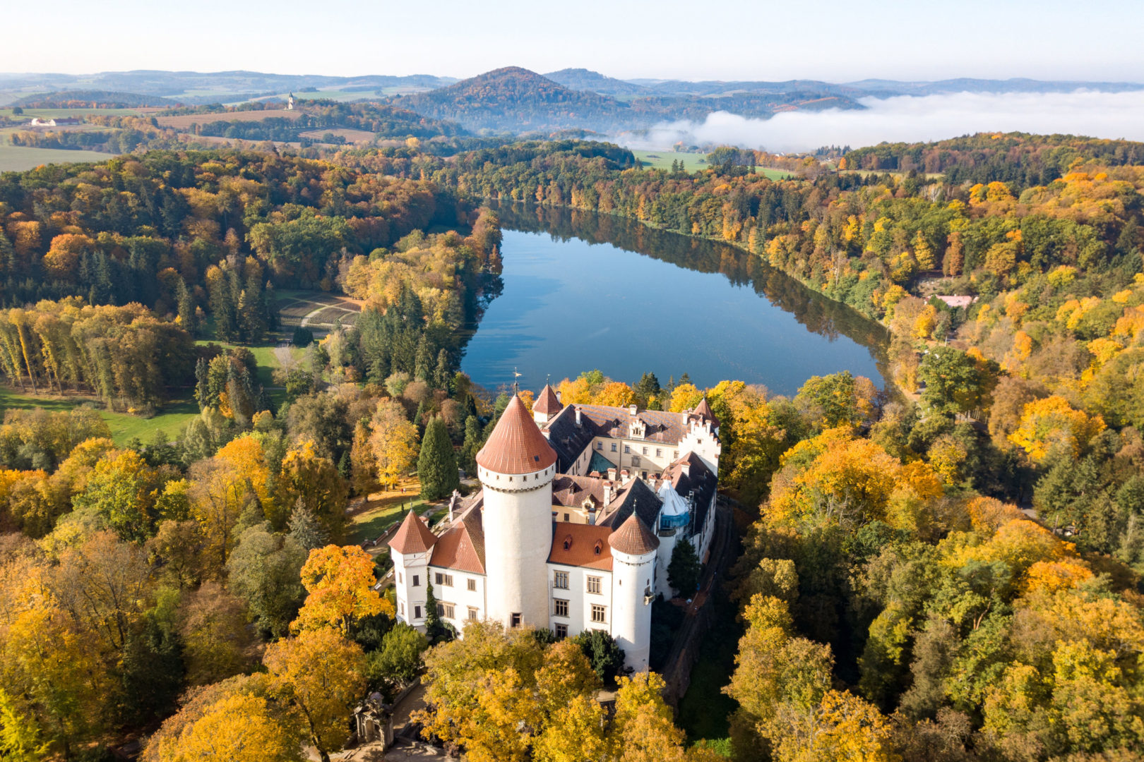 Château de Konopiste en automne, près de Prague, en Bohême, République tchèque