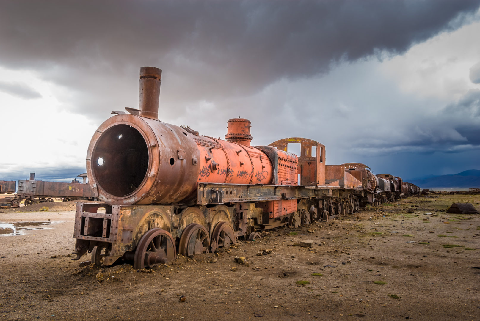 Cimetière du train dans le désert de Pampa Colorada