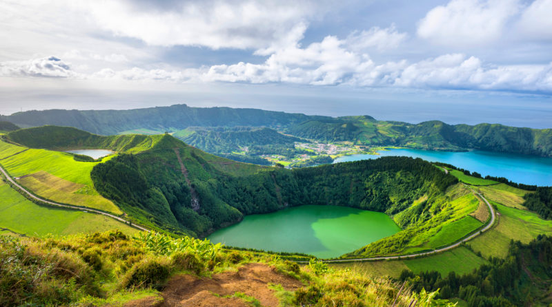 Vue sur le lac Ponta Delgada, l'île de Sao Miguel, Açores