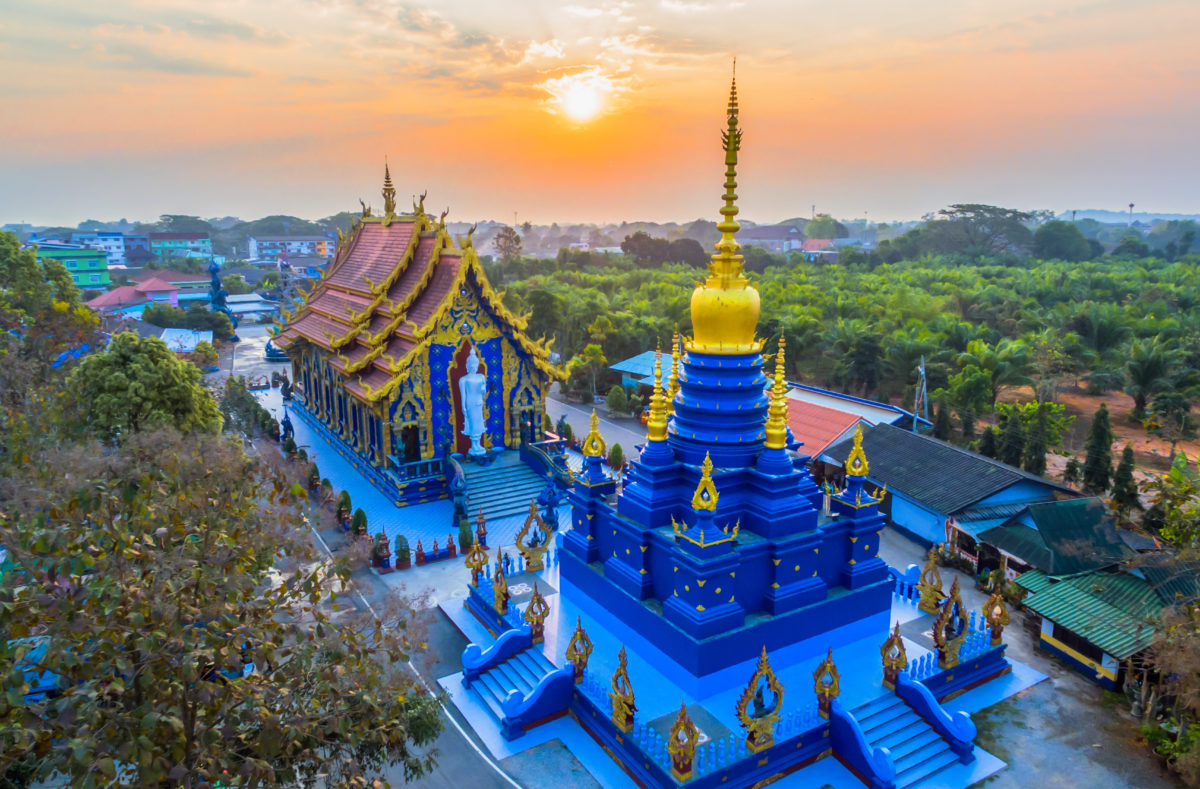 Wat Rong Seua Ten, temple bleu de Chiang Rai, Thaïlande