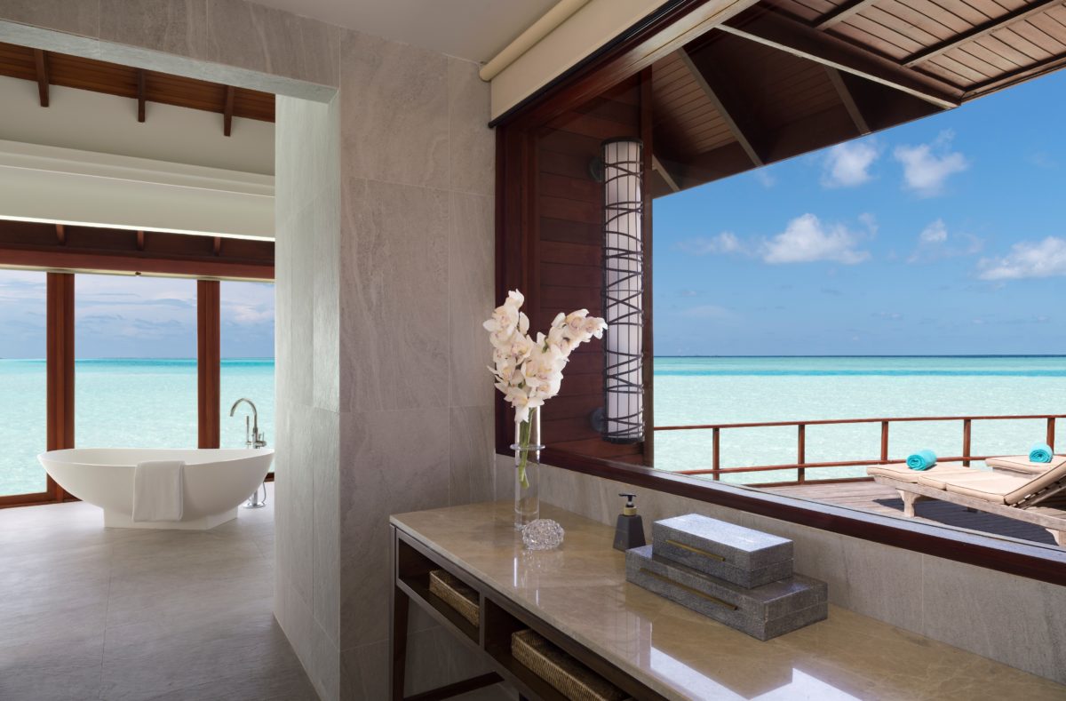 Salle de bain pilotis Anantara Dhigu Maldives Resort