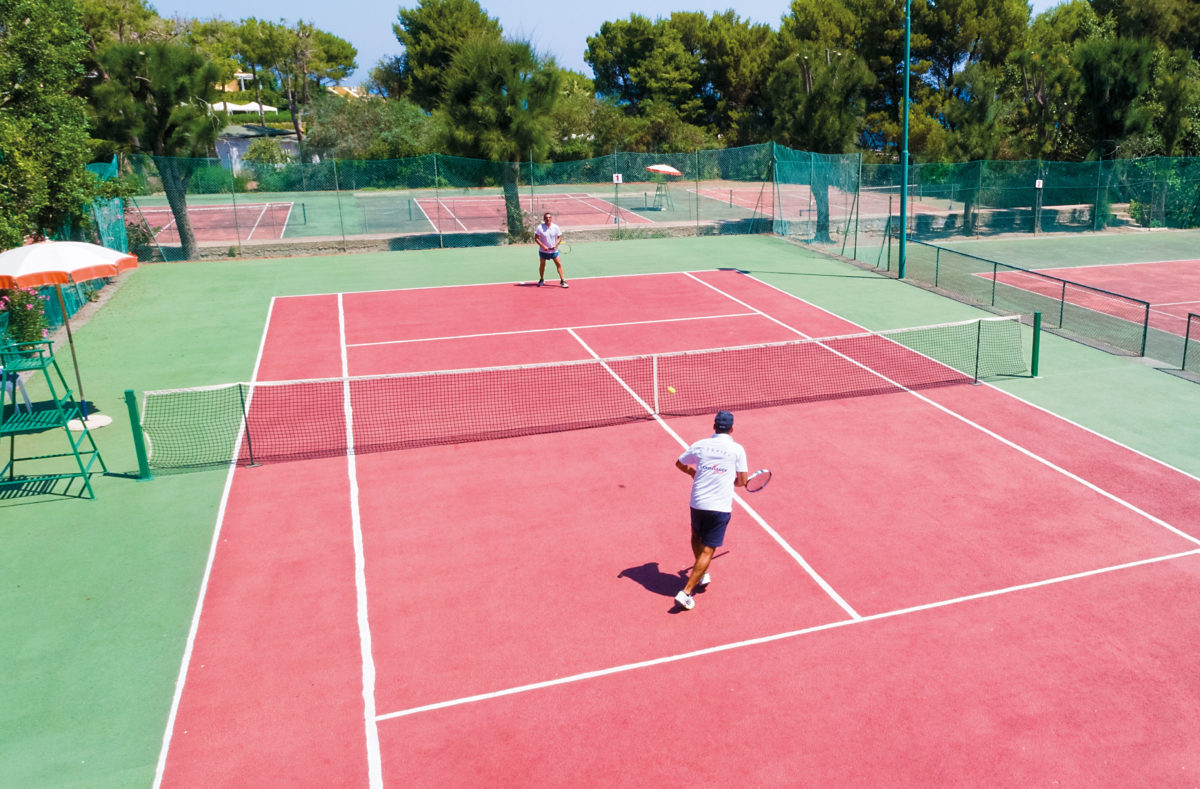 Tennis au Pollina Resort Sicile