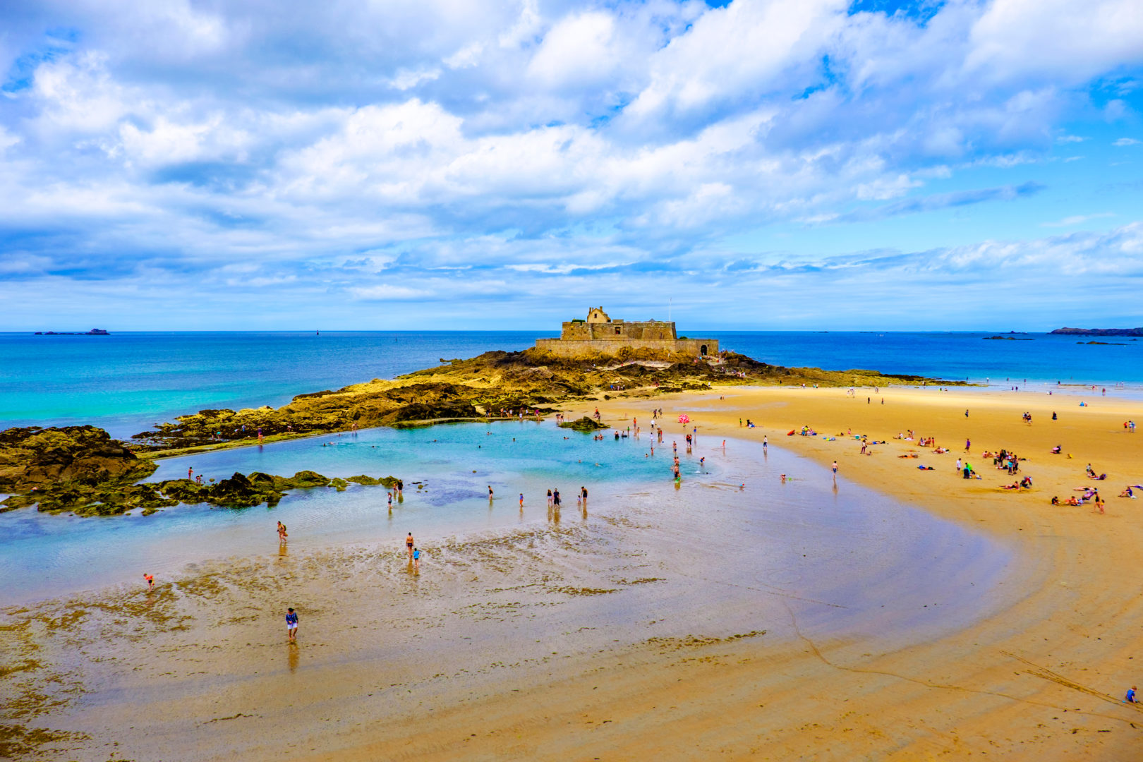 Plage Saint-Malo et Fort National Bretagne