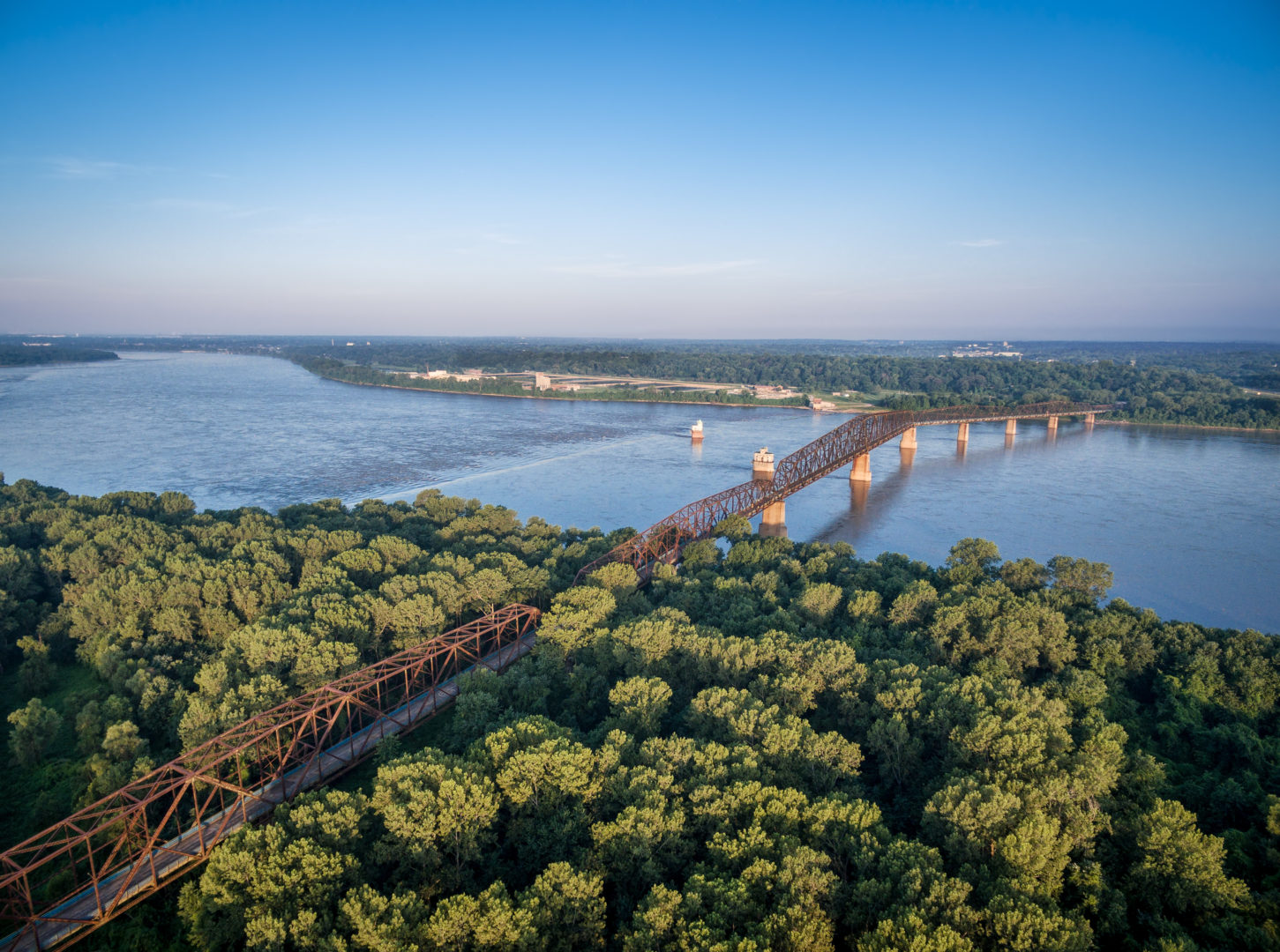 Ancienne chaîne de Rocks Bridge rivière Mississippi près de St Louis