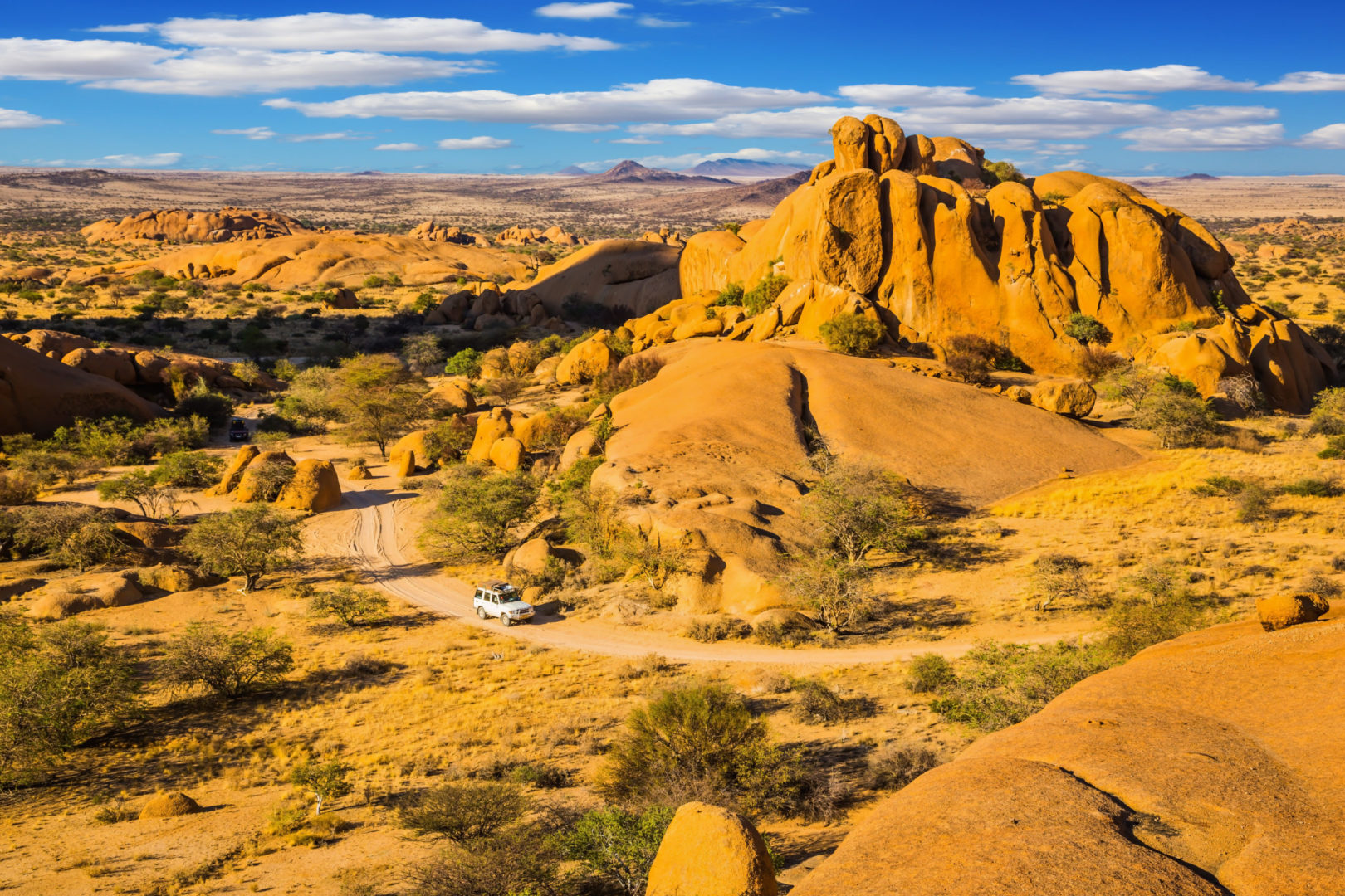 Rochers dans le désert de Spitskoppe, voyage en Namibie