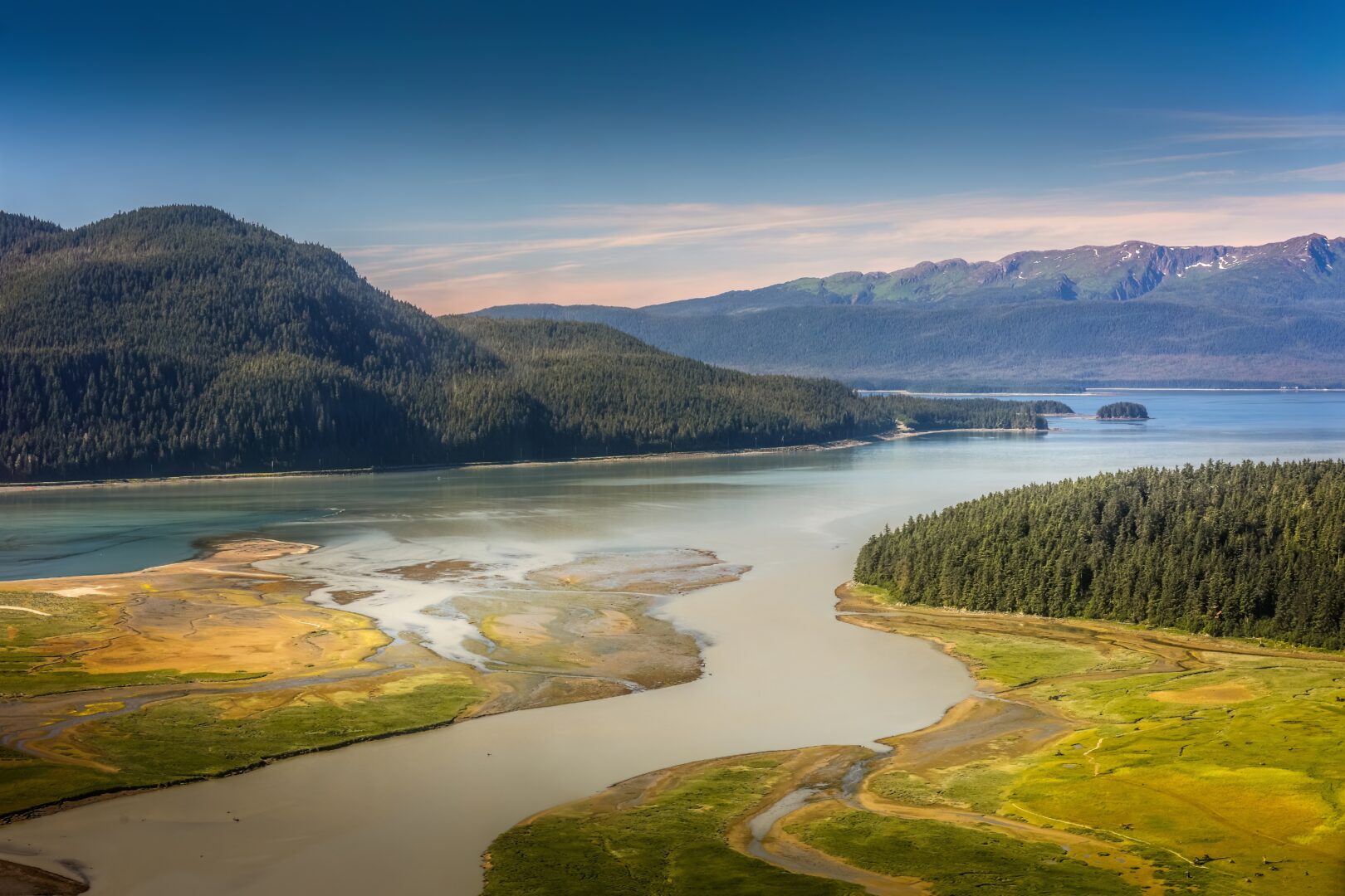 Paysage des Misty Fjords en Alaska