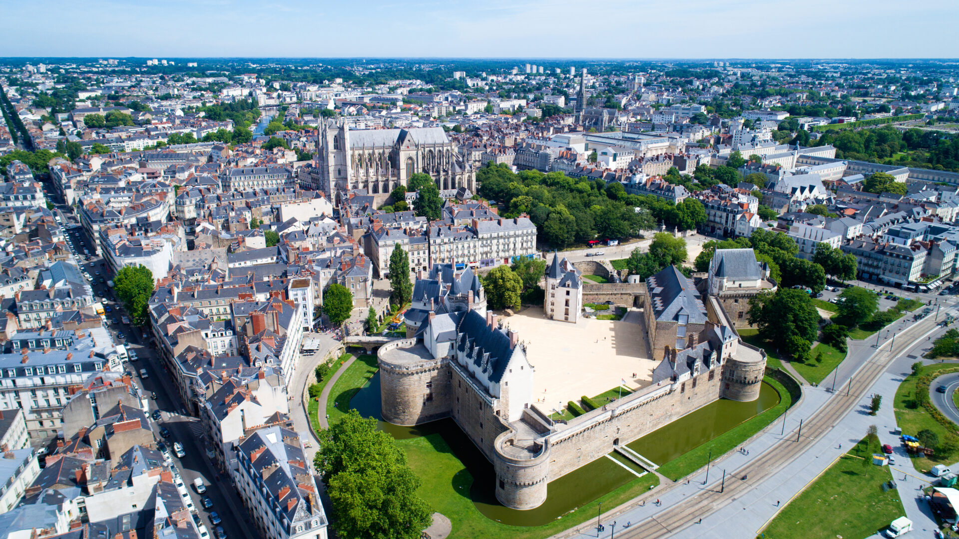 Vue aérienne du Château de Nantes, le Château des ducs de Bretagne, Loire-Atlantique, France