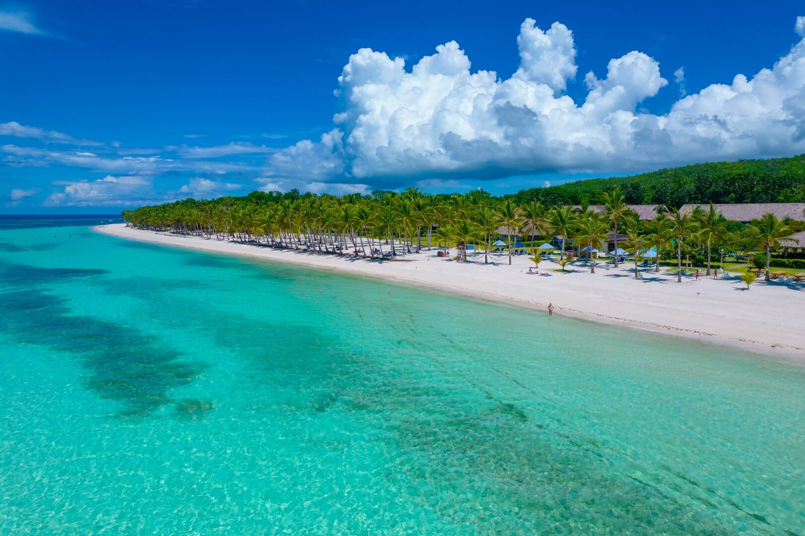 Plage Bohol à Dumaluan aux Philippines