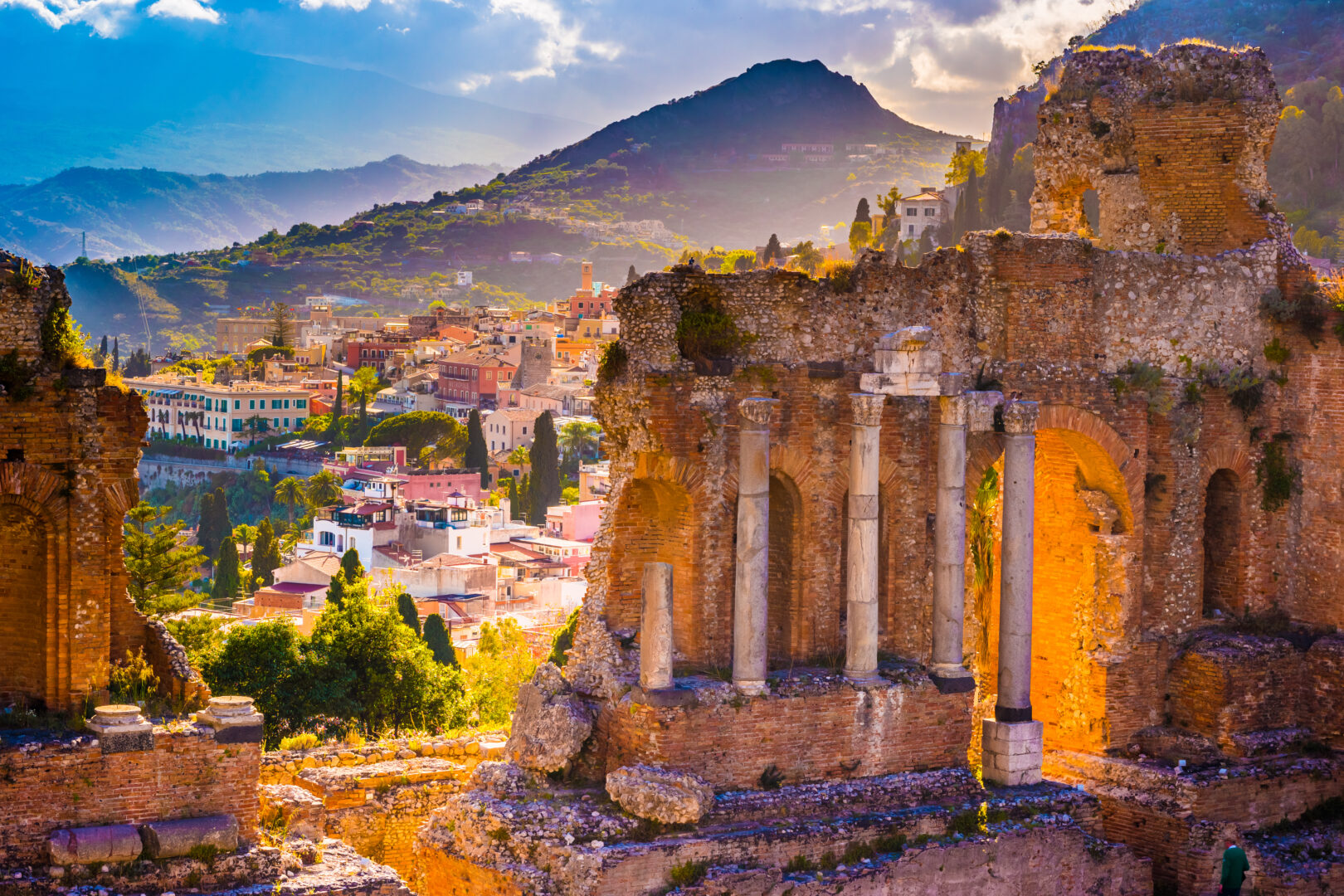 Les ruines du théâtre de Taormine au coucher du soleil, Sicile