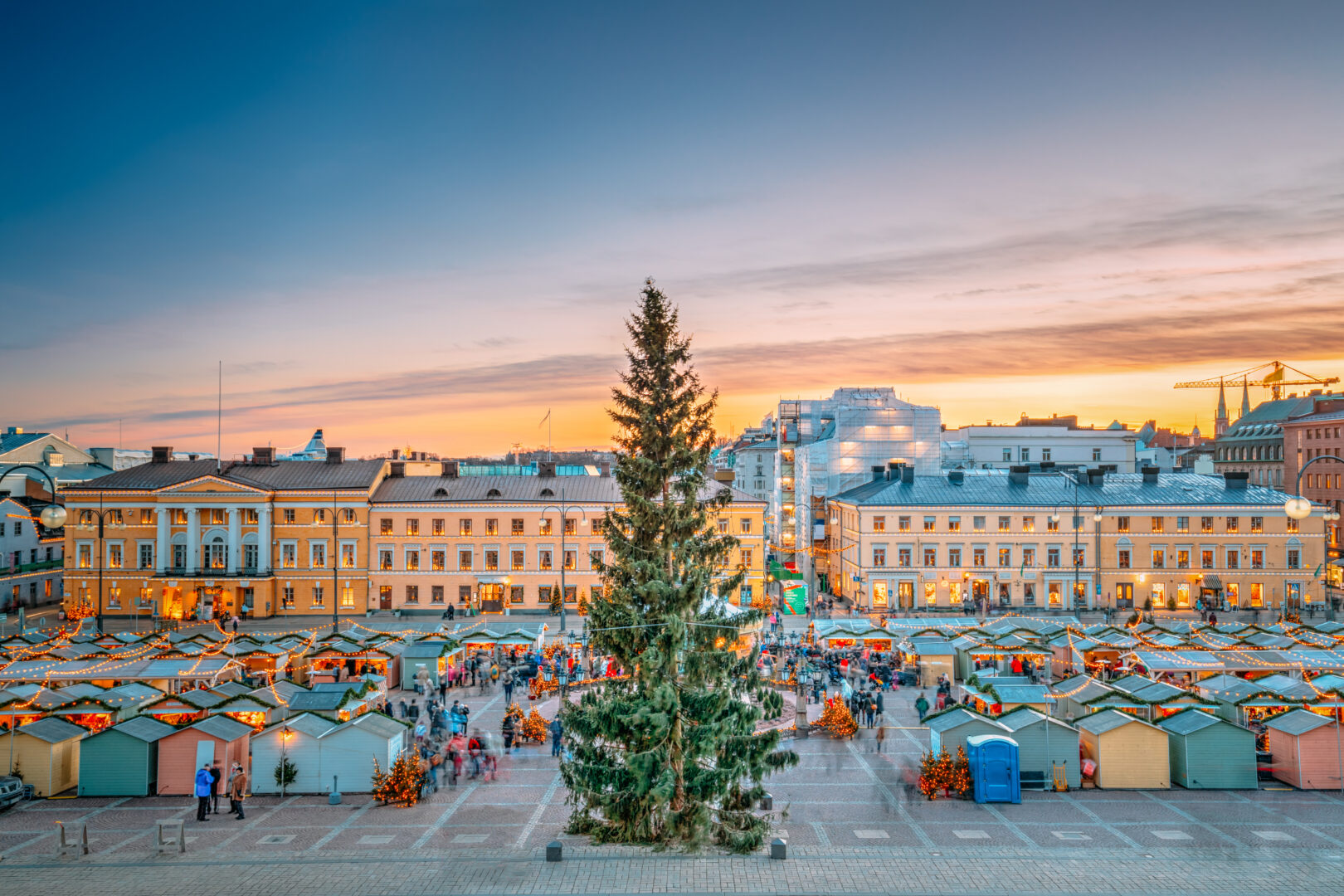 Marché de Noël à la Place du Sénat à Helsinki, Finlande