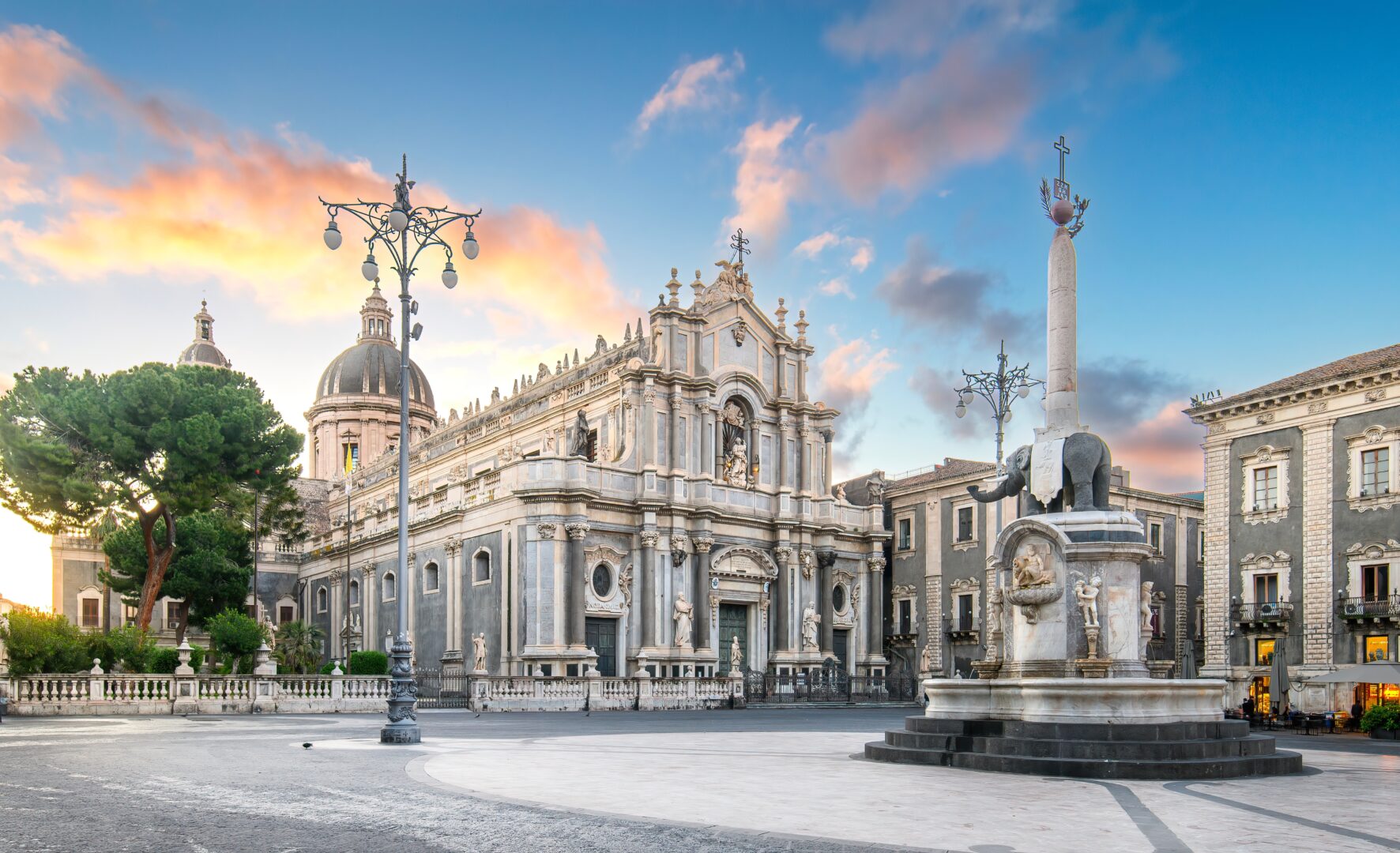 Piazza del Duomo à Catane en Sicile, Italie